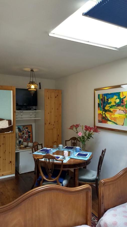 B&B Romantic Rooms Central Haarlem Buitenkant foto