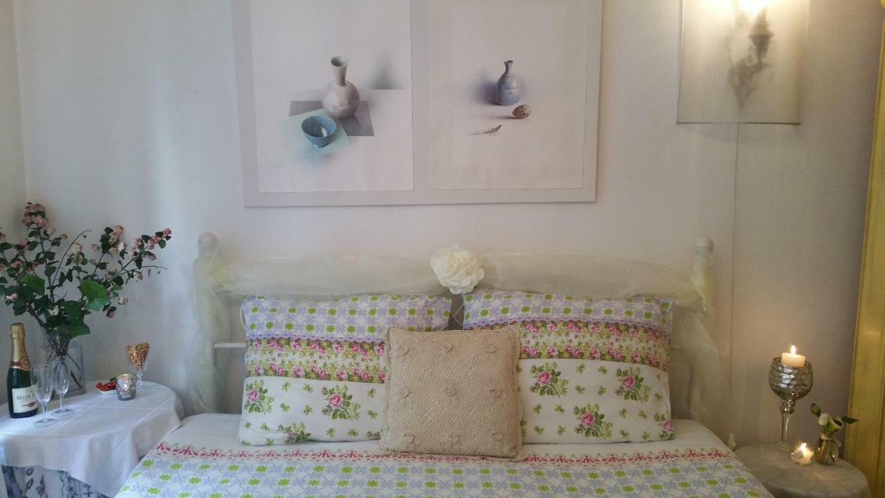 B&B Romantic Rooms Central Haarlem Buitenkant foto